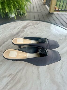 Dolce Vita Umara Onyx Satin Mule Kitten Heels Black 7.5 NEW